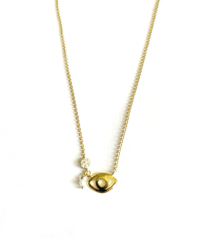 Pearly eye necklace